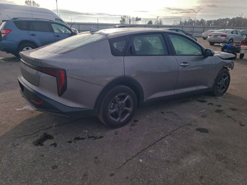 Фото 3 - KIA K4 LX