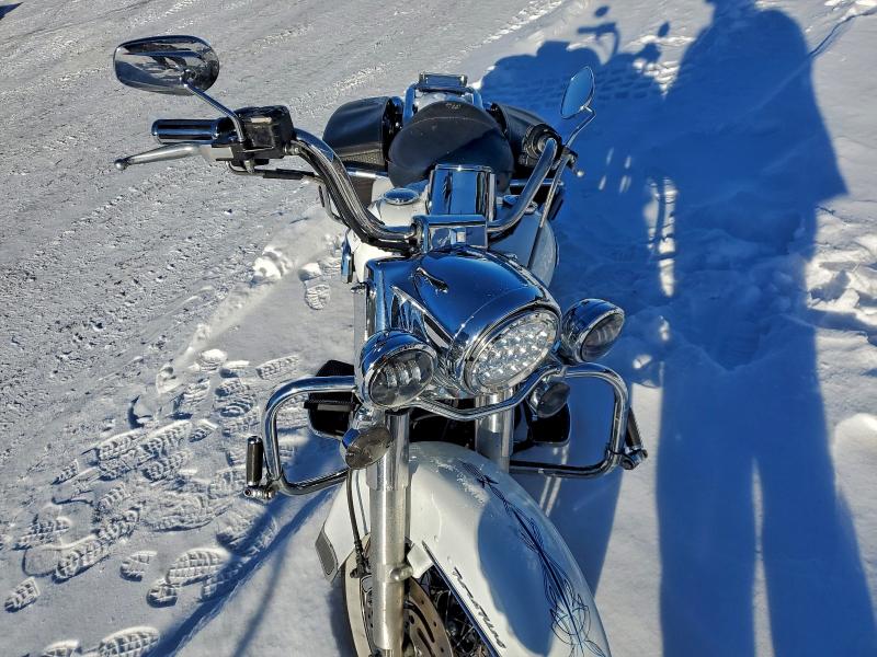 HARLEY-DAVIDSON FL 2007