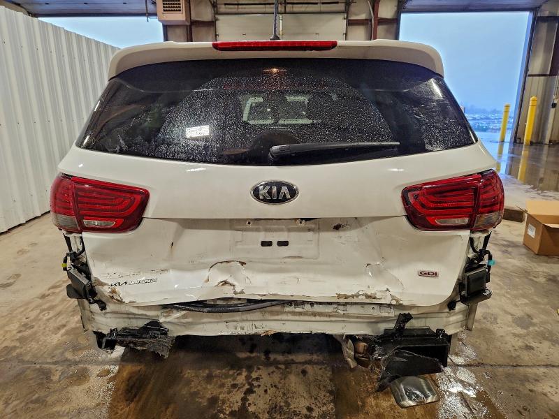 Фото 6 - KIA SORENTO