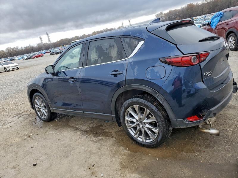 Фото 2 - MAZDA CX-5
