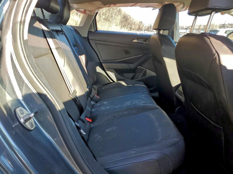 Фото 10 - VOLKSWAGEN JETTA