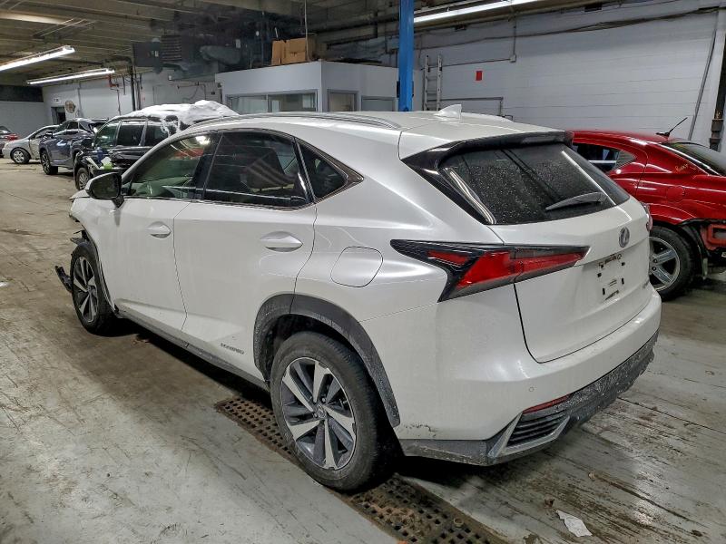 Фото 2 - LEXUS NX