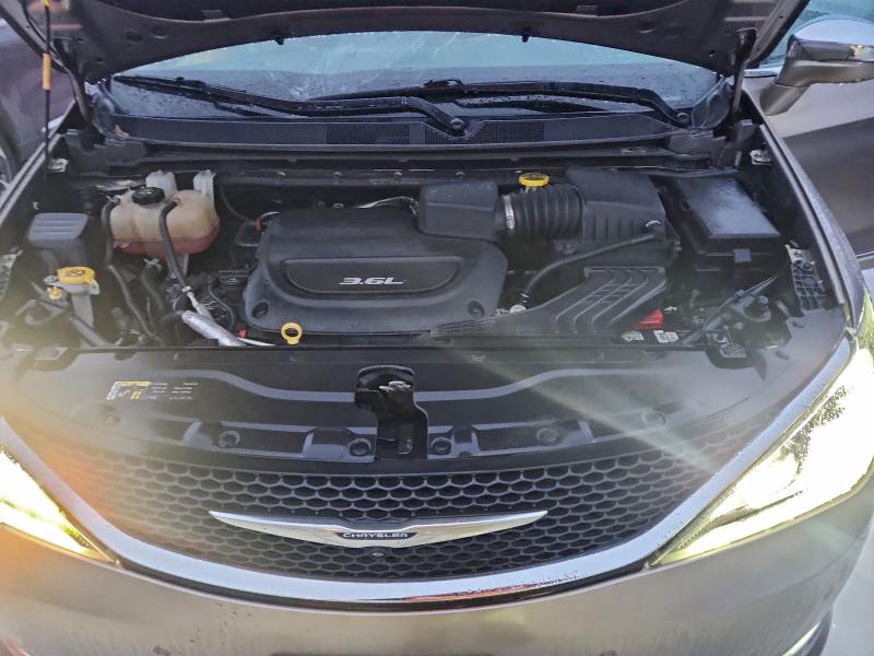 Фото 12 - CHRYSLER PACIFICA