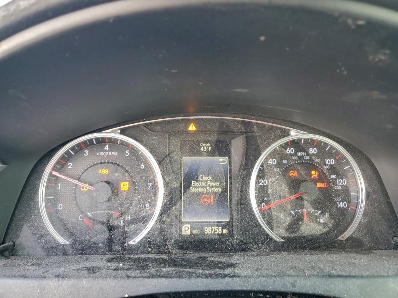 Фото 9 - TOYOTA CAMRY