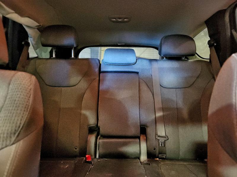 Фото 10 - HYUNDAI SANTA FE