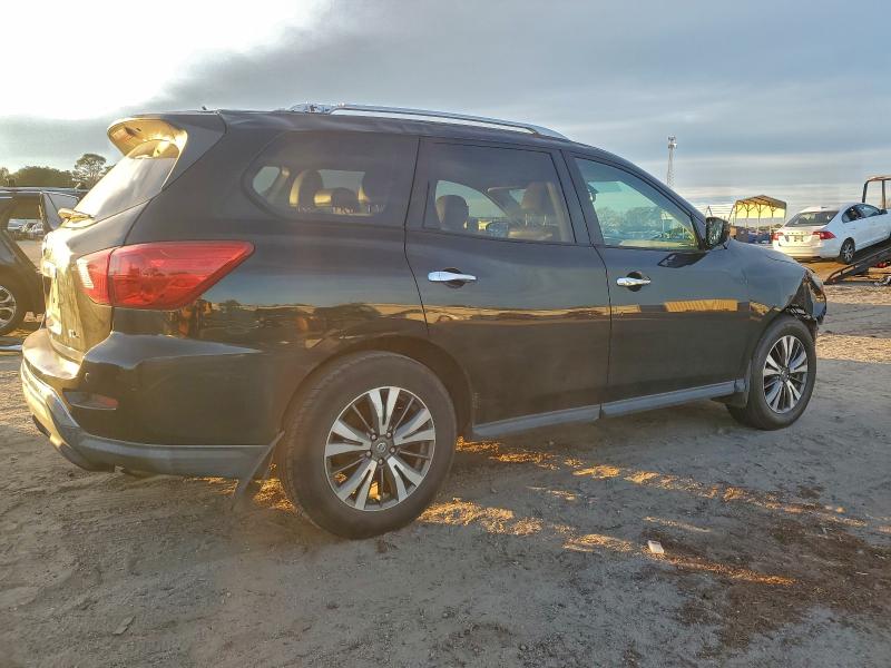 Фото 3 - NISSAN PATHFINDER