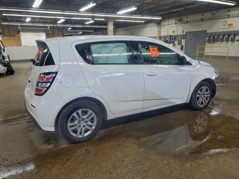 Фото 3 - CHEVROLET SONIC