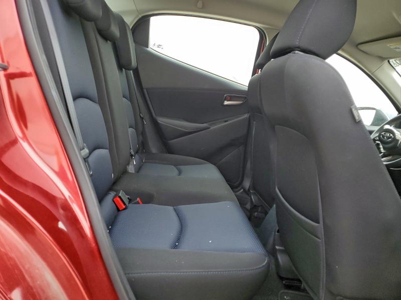 Фото 10 - TOYOTA YARIS