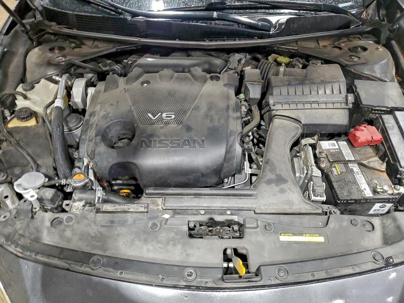 Фото 11 - NISSAN MAXIMA