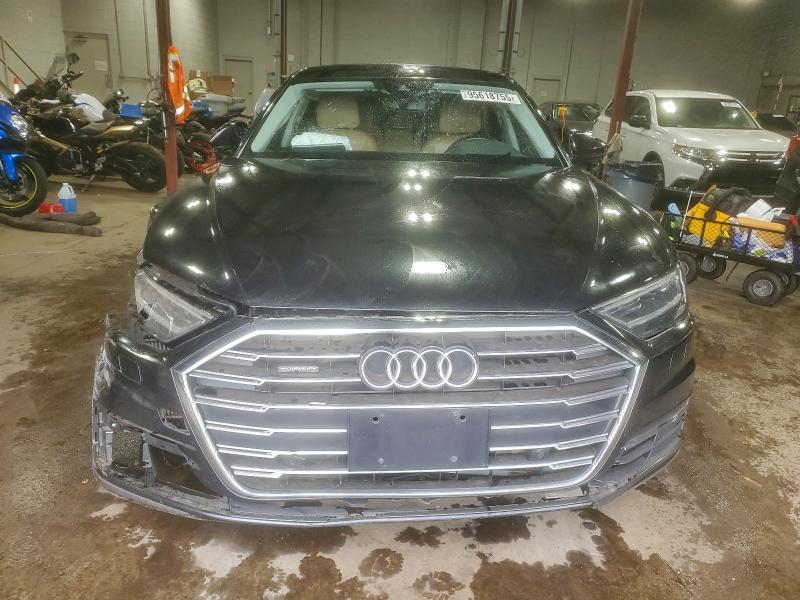 Фото 5 - AUDI A8