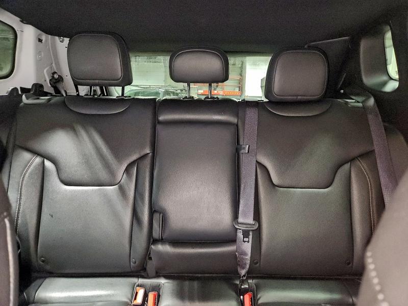 Фото 10 - JEEP COMPASS