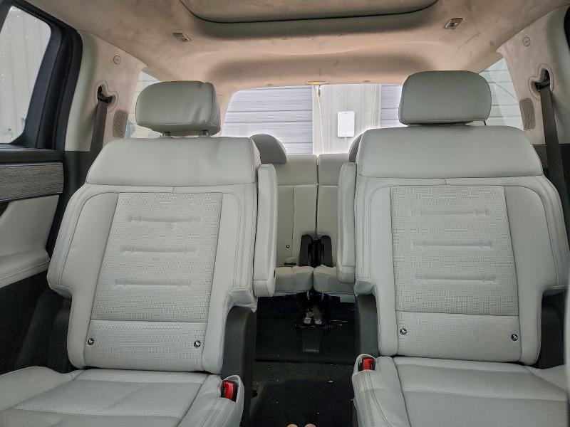 Фото 10 - HYUNDAI SANTA FE