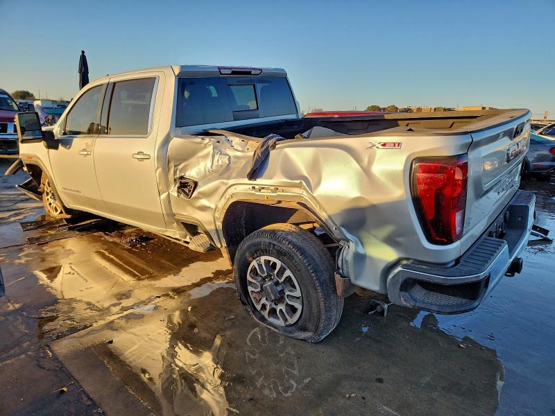 Фото 2 - GMC SIERRA