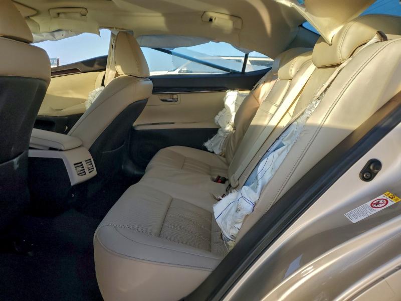 Фото 10 - LEXUS ES350