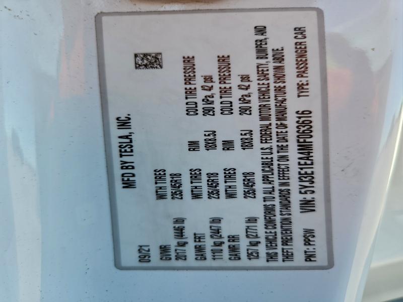 Фото 12 - TESLA MODEL 3