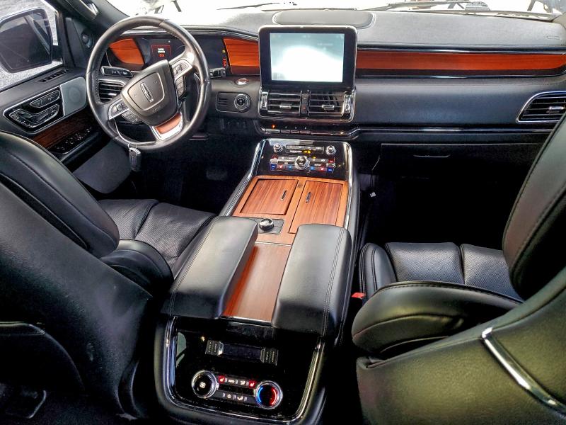 Фото 8 - LINCOLN NAVIGATOR