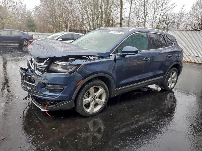 Фото 1 - LINCOLN MKZ