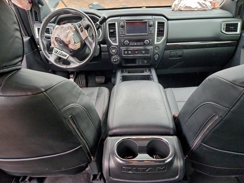 Фото 8 - NISSAN TITAN