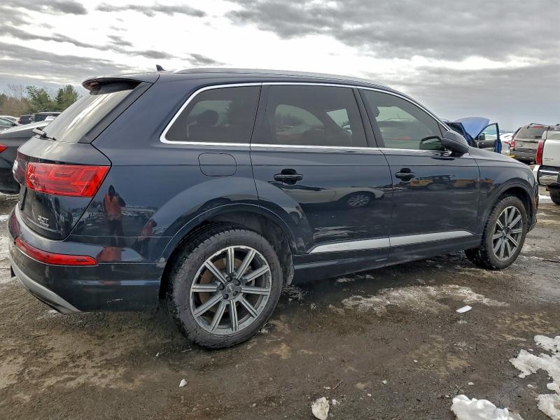Фото 3 - AUDI Q7