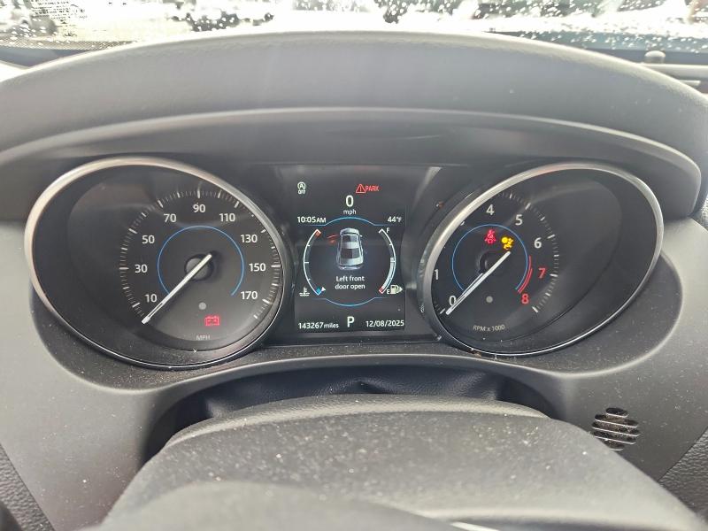 Фото 9 - JAGUAR XE