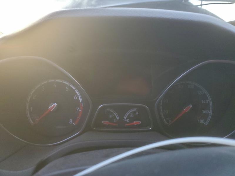 Фото 9 - FORD FOCUS