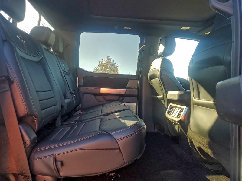 Фото 11 - FORD F350