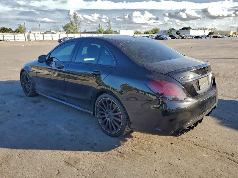 Фото 2 - MERCEDES-BENZ C-CLASS