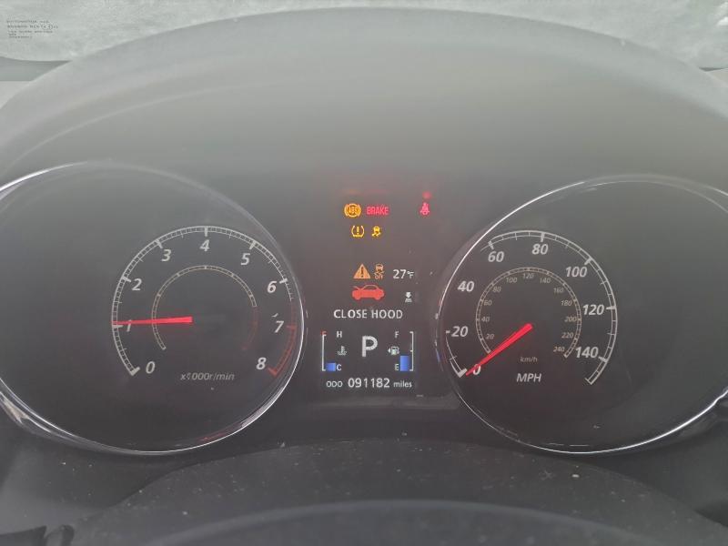 Фото 9 - MITSUBISHI OUTLANDER