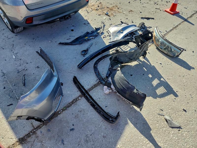 Фото 13 - TOYOTA HIGHLANDER