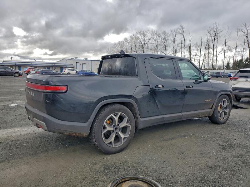 RIVIAN RIT 2022 VIN 7FCTGAAA7NN006923