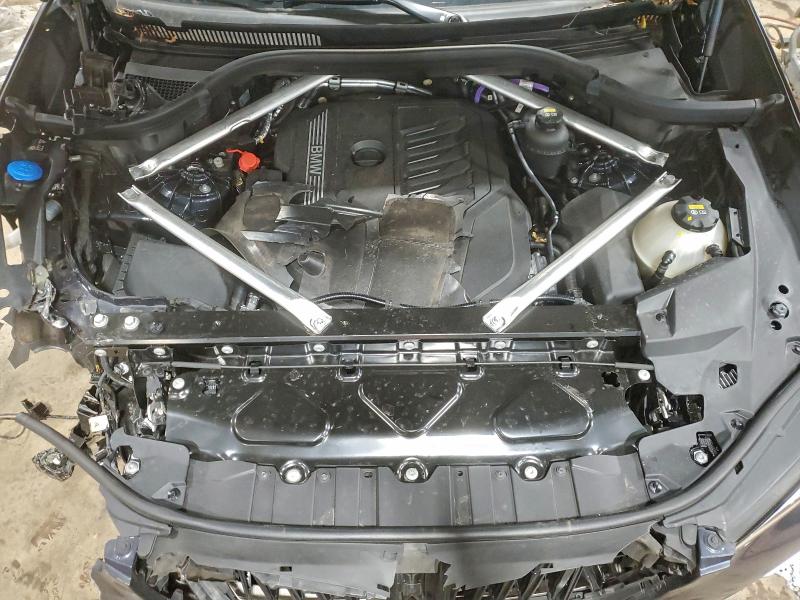 Фото 12 - BMW X5