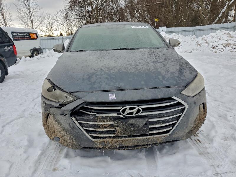 Фото 5 - HYUNDAI ELANTRA