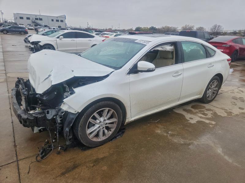 Фото 1 - TOYOTA AVALON