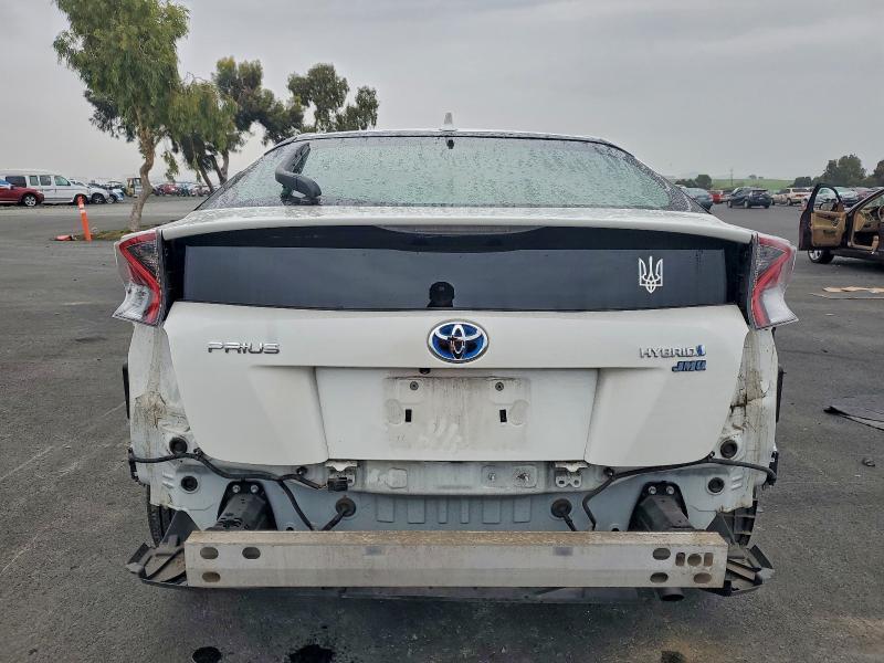 Фото 6 - TOYOTA PRIUS