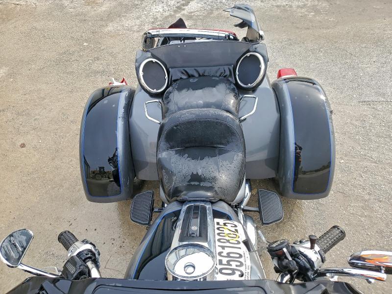 HARLEY-DAVIDSON FL 2022