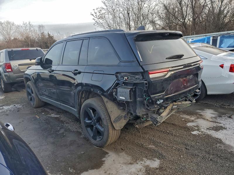 Фото 2 - JEEP GRAND CHER