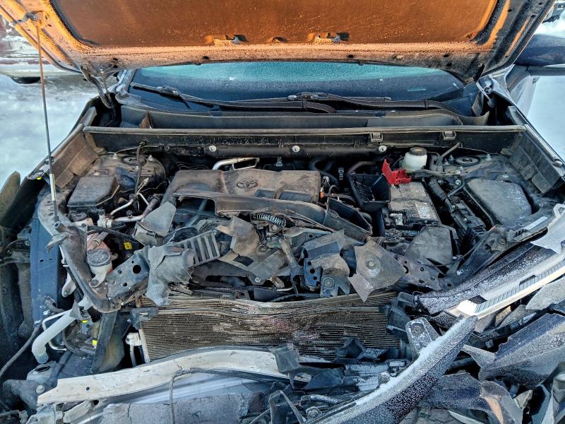 Фото 11 - TOYOTA RAV4