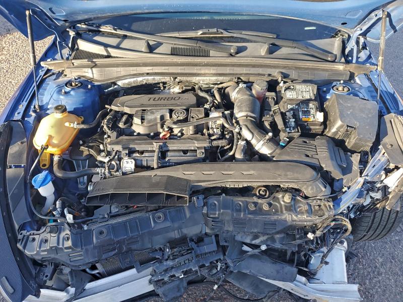 Фото 11 - KIA K5