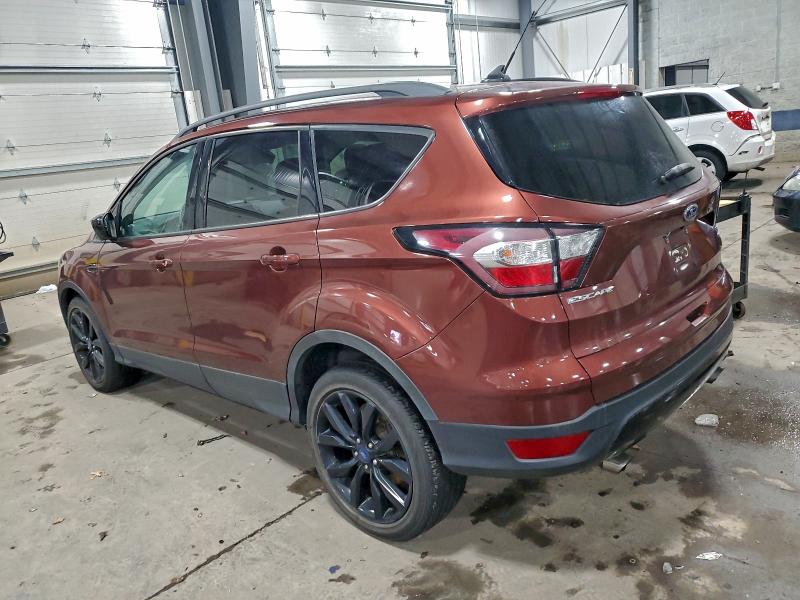 Фото 2 - FORD ESCAPE