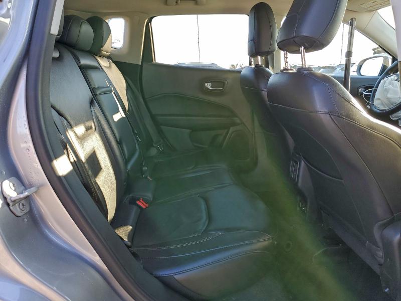 Фото 11 - JEEP COMPASS