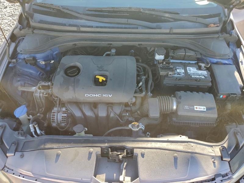 Фото 11 - HYUNDAI ELANTRA