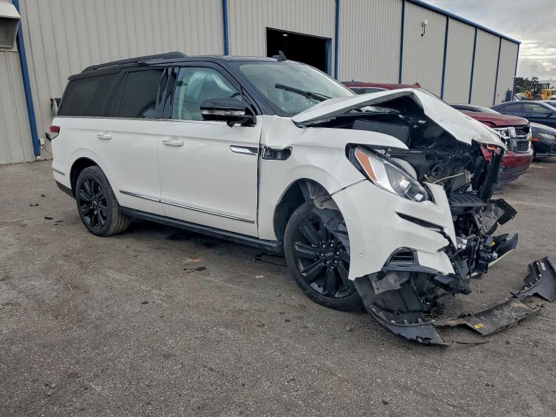 Фото 4 - LINCOLN NAVIGATOR