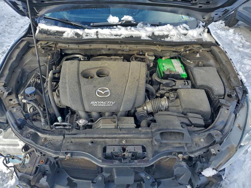 Фото 11 - MAZDA 3