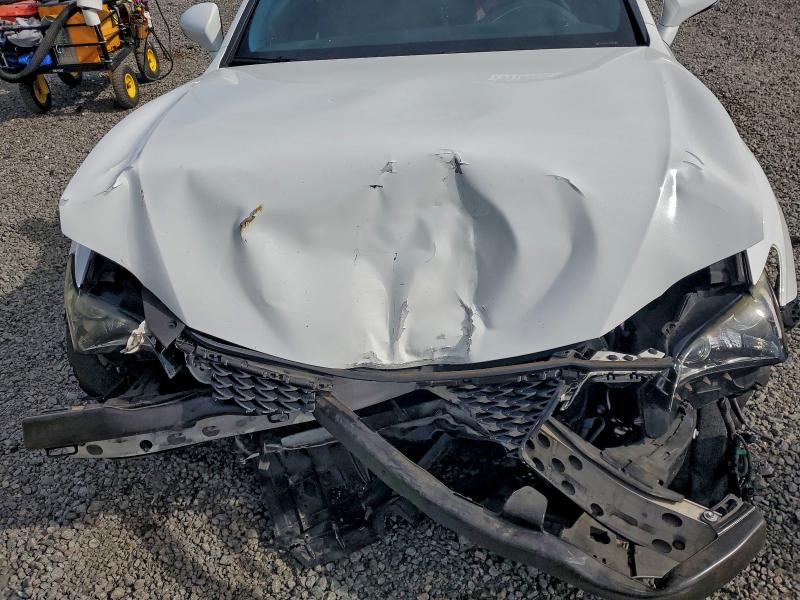 Фото 11 - LEXUS RX350