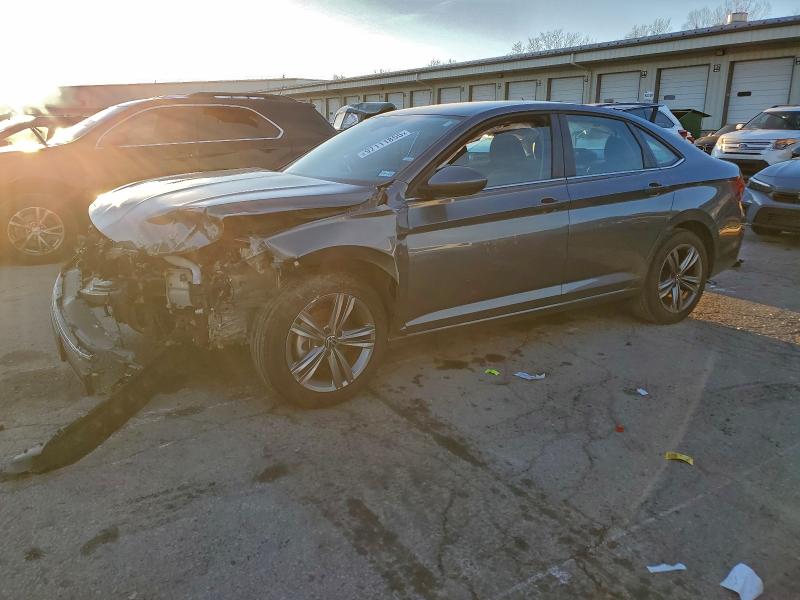 Фото 1 - VOLKSWAGEN JETTA