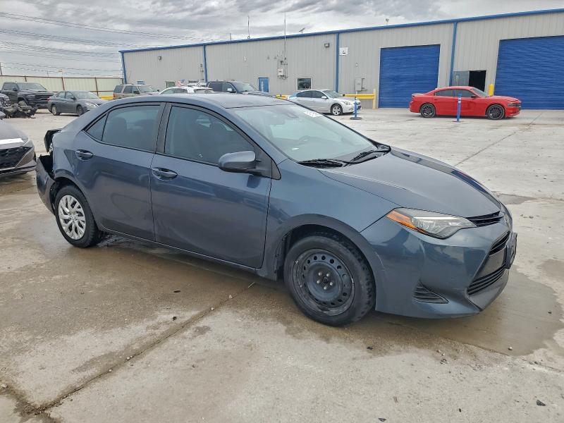 Фото 4 - TOYOTA COROLLA