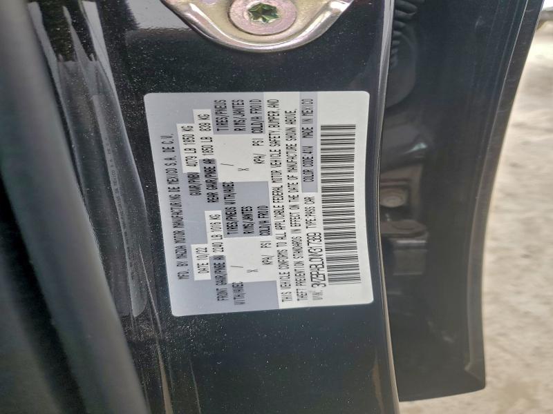 Фото 12 - MAZDA 3