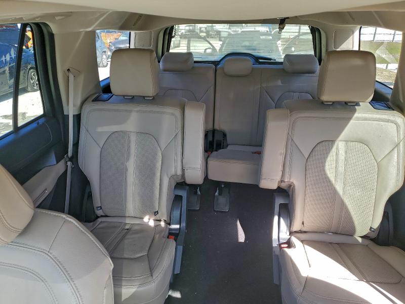 Фото 10 - FORD EXPEDITION