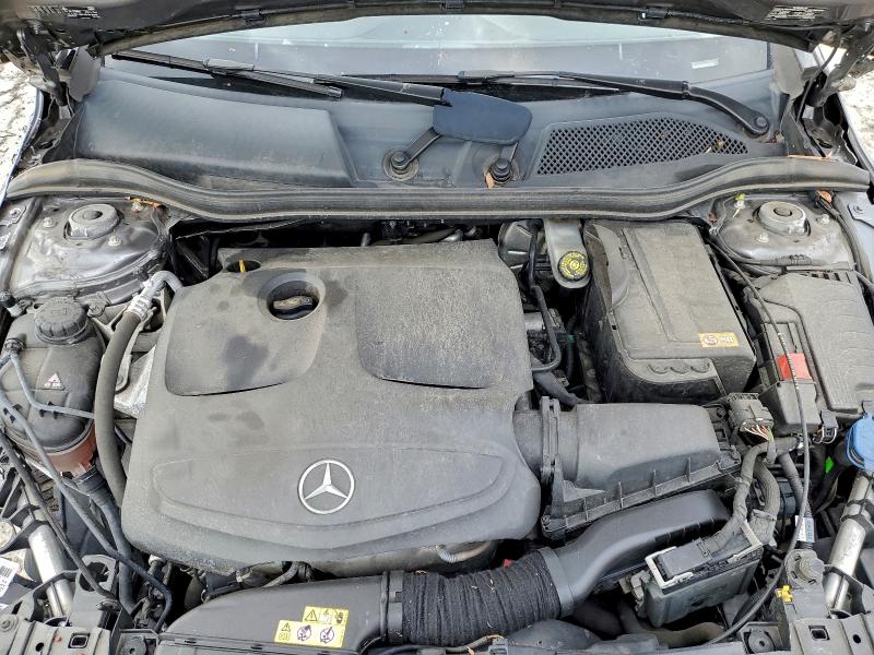 Фото 12 - MERCEDES-BENZ GLA-CLASS