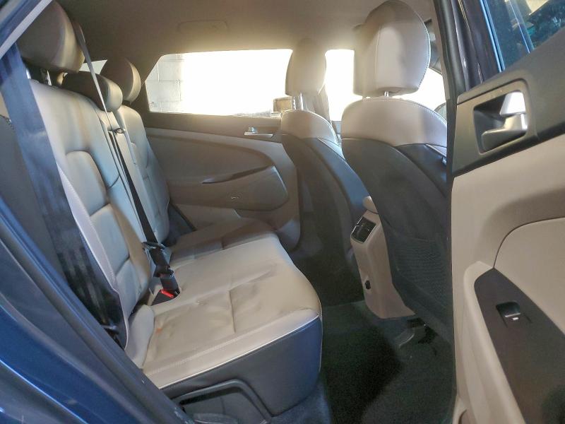 Фото 11 - HYUNDAI TUCSON